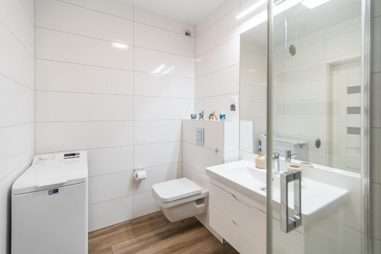 Apartamenty Fenomen - Baltic, Nadmorskie Tarasy, Free Parking, Swimming Pool, Sauna And Other! Kołobrzeg Exteriör bild